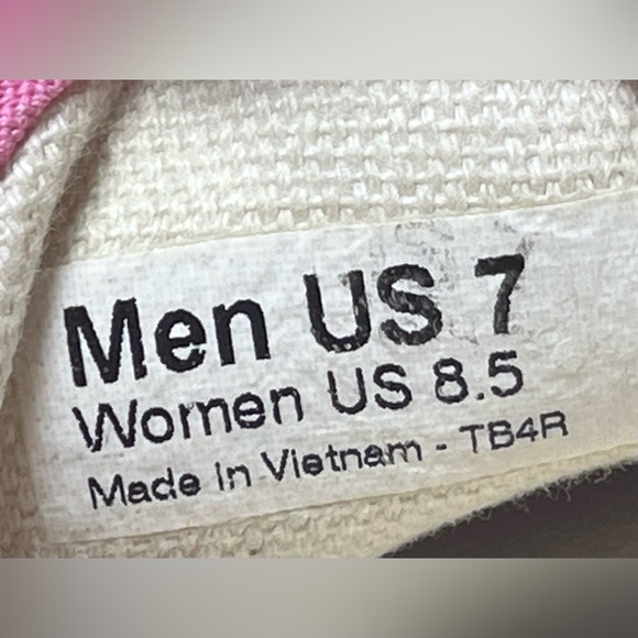 Vans Low Tops Shoes Lot of 2- Pink & Blue - Women’s Size 8.5 & Men’s Size 7 - Picture 8 of 16